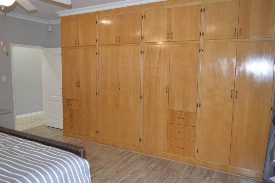 3 Bedroom Property for Sale in Wilkoppies North West